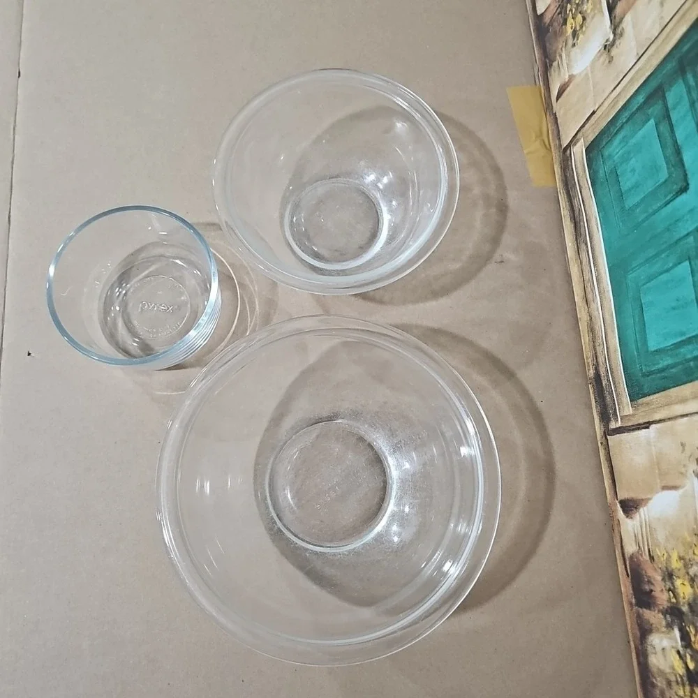 Lot Of 3 Pyrex Clear Glass Bowls